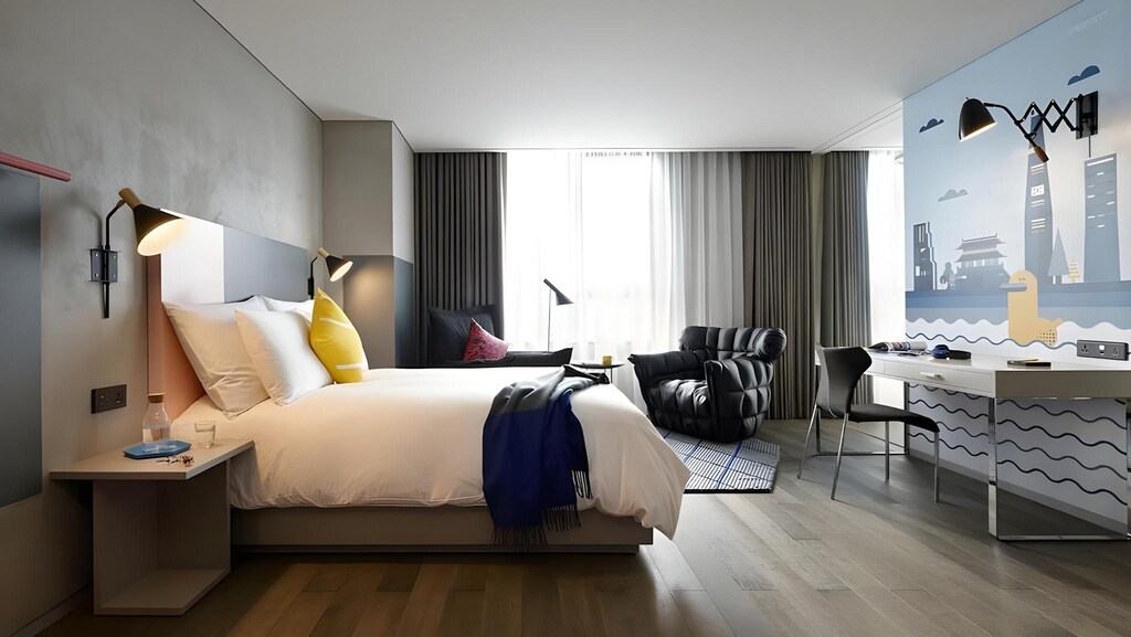 Guest room