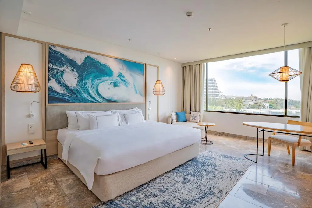 Deluxe Ocean View - View